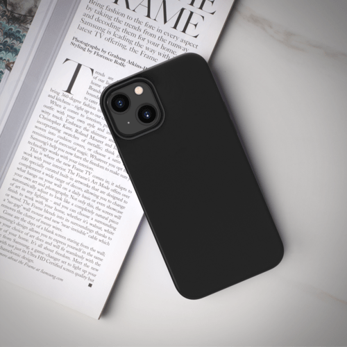 Coque rigide noire